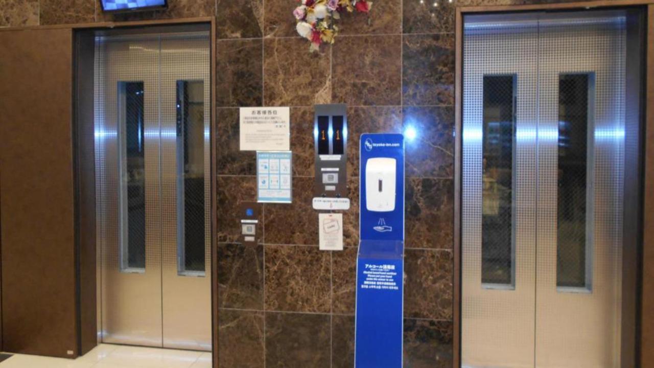 Toyoko Inn Shin-Aomori-Eki Higashi-Guchi Exteriör bild