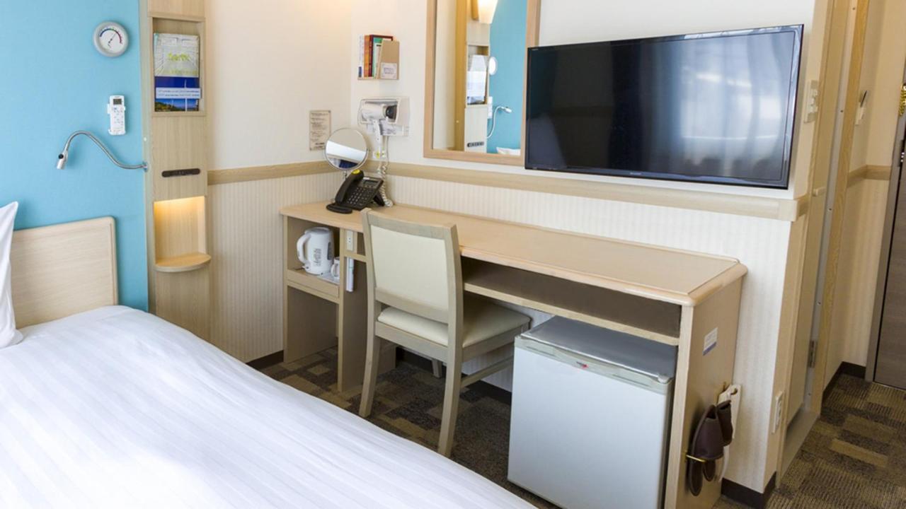 Toyoko Inn Shin-Aomori-Eki Higashi-Guchi Exteriör bild
