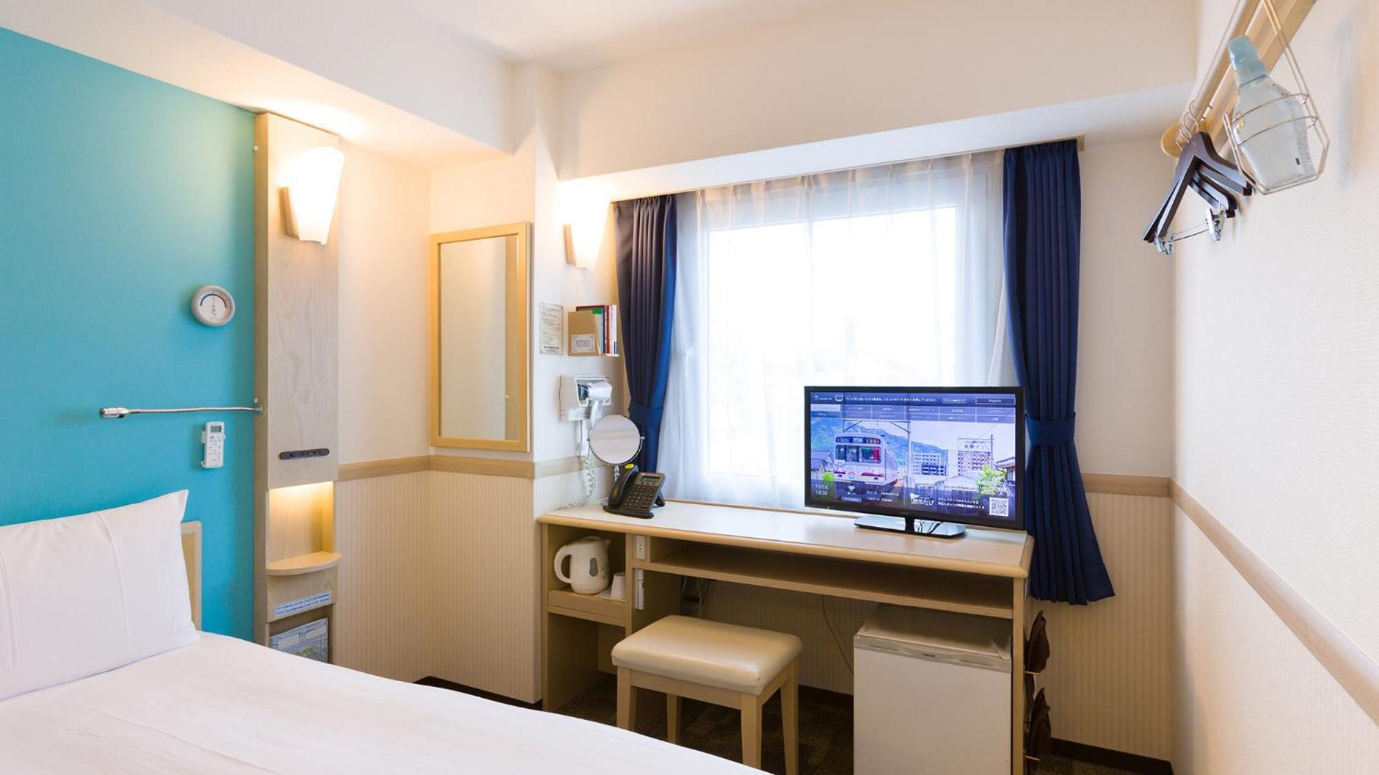 Toyoko Inn Shin-Aomori-Eki Higashi-Guchi Rum bild