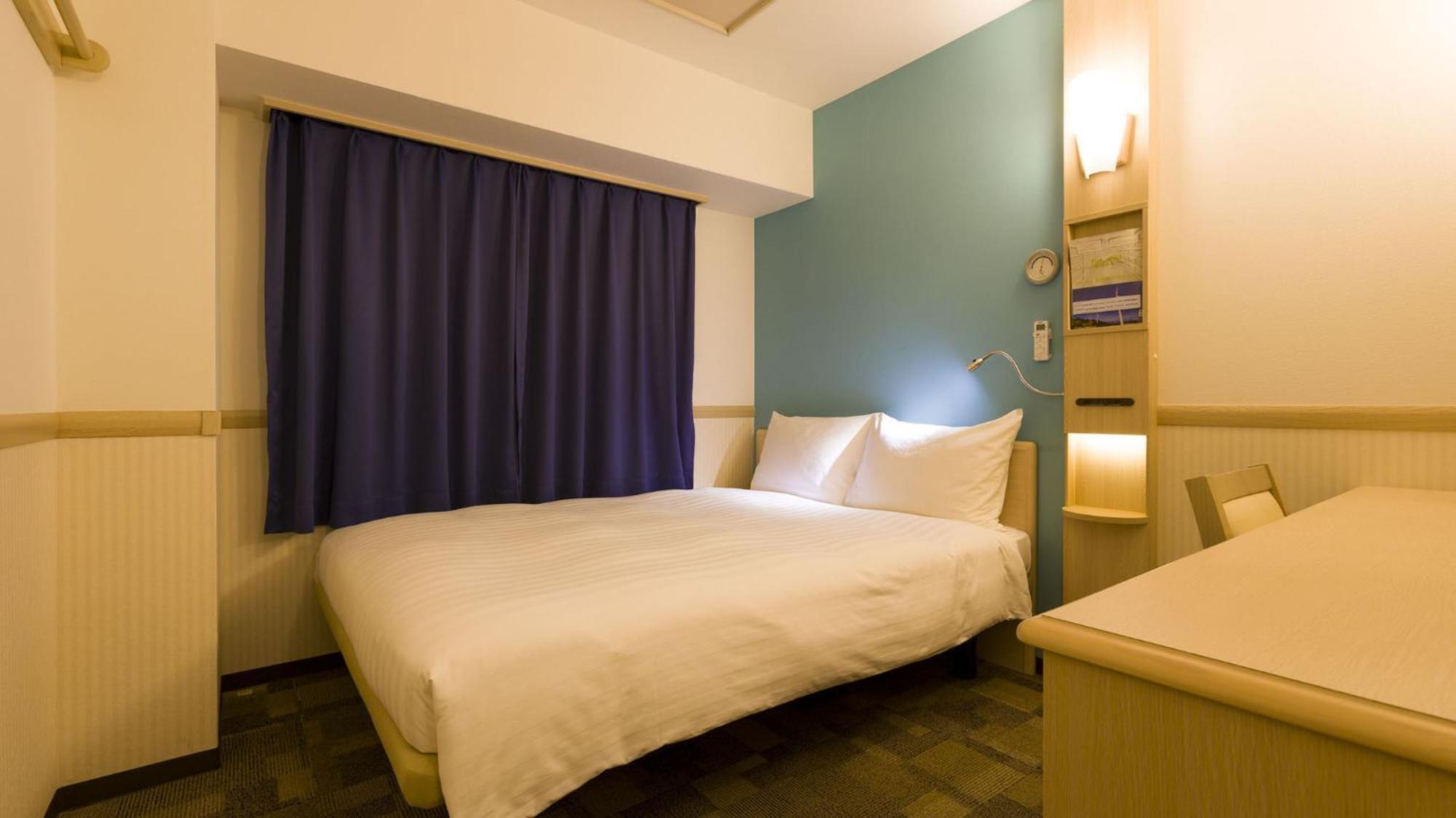 Toyoko Inn Shin-Aomori-Eki Higashi-Guchi Rum bild